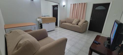 Iekārtas, Coconut Serenity - 2 Bedroom Apartment Near Airport & Water Taxi Ferry Terminal in New Castle