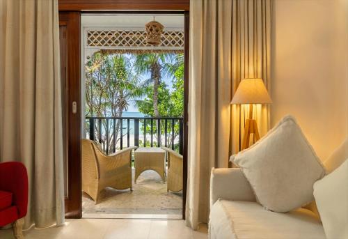 Double room, deluxe, sea view, balcony