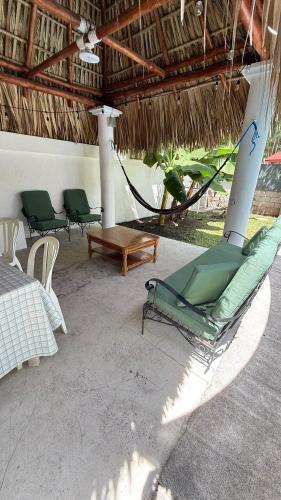 Casa de Playa - Villas Club Alta Mar in เปียดต ซานโฮเซ่