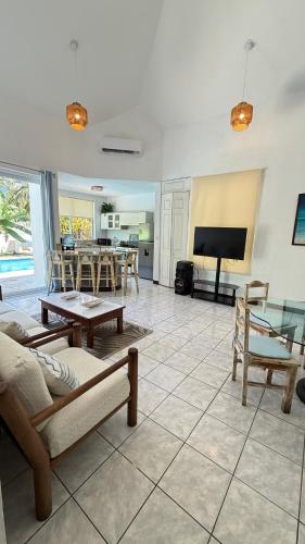 Casa de Playa - Villas Club Alta Mar in เปียดต ซานโฮเซ่