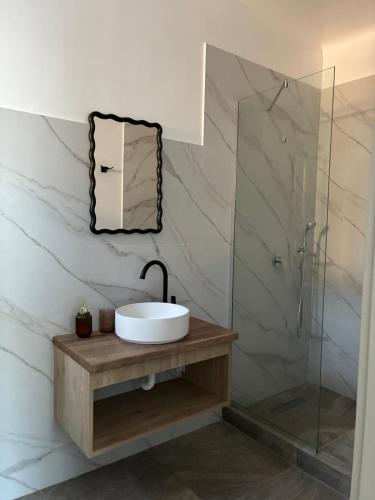 Atlantis Boutique – Eforie Nord, CA