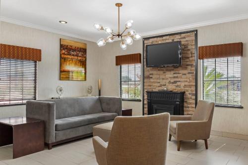 ردهة, Quality Inn & Suites Beaumont in بيومونت