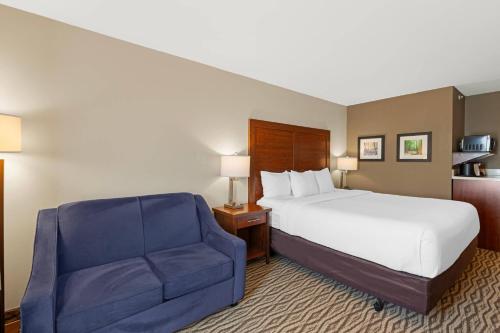 Comfort Inn & Suites Room Type - King Room - Disability Access