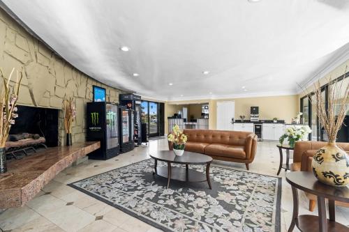 Lobby, Quality Inn & Suites Santa Maria in Santa Maria (CA)