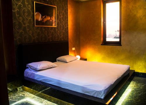 Mirage Hotel – Yerevan, PR