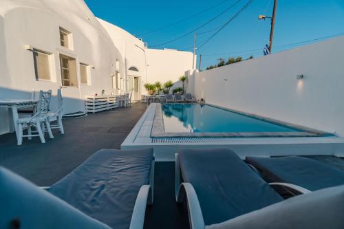 Santorini Fira Oasis gîte à louer Katoikiés