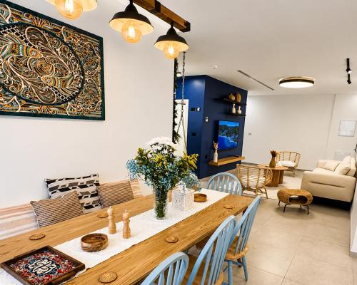 편의 시설/서비스, Turquoise chalet - Luxury 3BR Apartment with Private Pool in 비냐미나