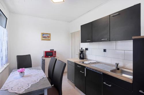 köök, Ferienhaus Küllmer am Meißner (Ferienhaus Kullmer am Meißner) in Berkatal