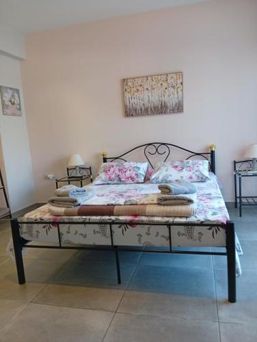PHOENIX apartment near the airport, Attica