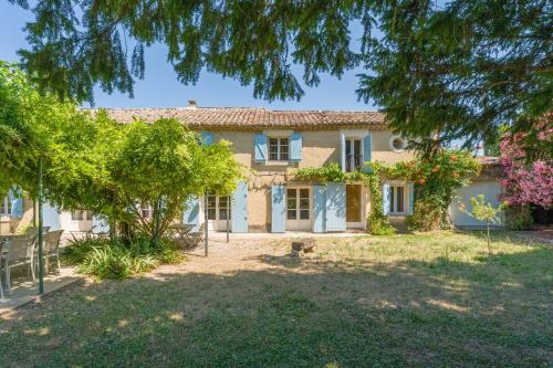 A szálláshely kívülről, Mas des Amandiers in Jonquieres (Provence-Alpes-Cote d'Azur)