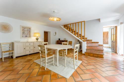 A szálláshely kívülről, Mas des Amandiers in Jonquieres (Provence-Alpes-Cote d'Azur)