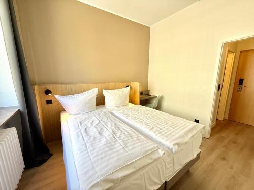 1 double bed