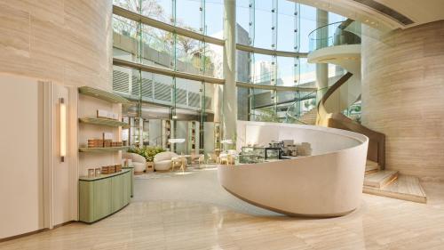 Restaurant, The Royal Garden Kowloon East in Tseung Kwan O