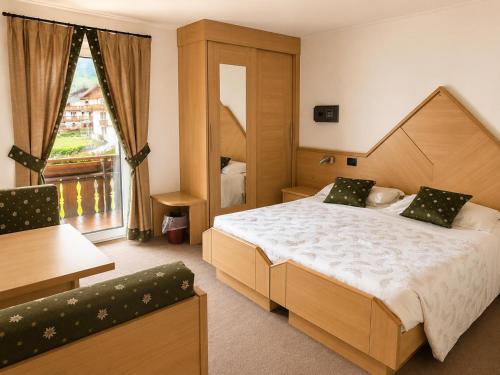Hotel Ai Pini – Vigo di Fassa, TN
