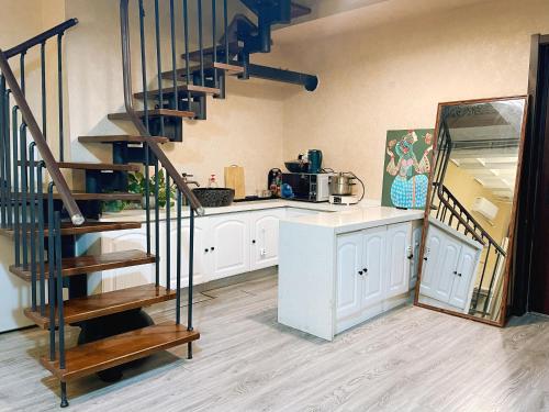 Beijing CBD Guomao Family Apart ment - image 3