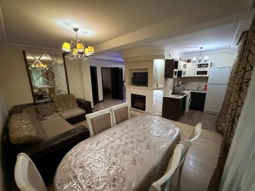3 комнатные апартаменты in Karagandy