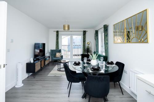 Modern 2 Bedroom Apartment - Sittingbourne