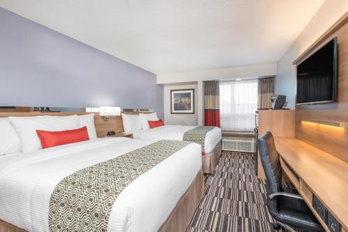 Microtel Inn & Suites by Wyndham Sudbury