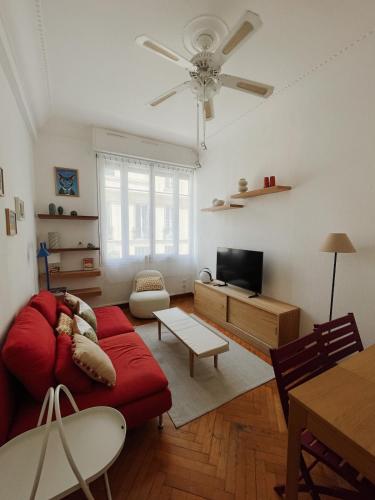 Appartement 2 chambres, quartier Tzarevitch