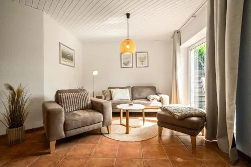 Blumenhaus mit Terrasse in Waren Müritz, Deutschland
