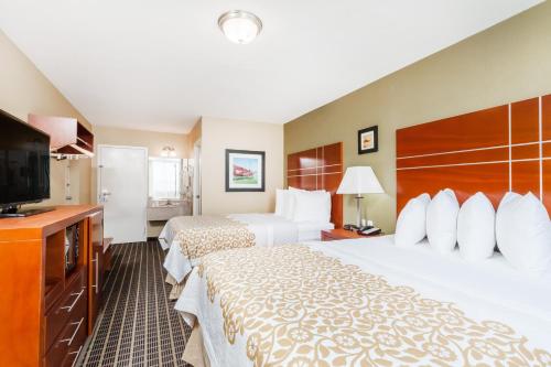 Days Inn by Wyndham Windsor Locks / Bradley Intl Airport