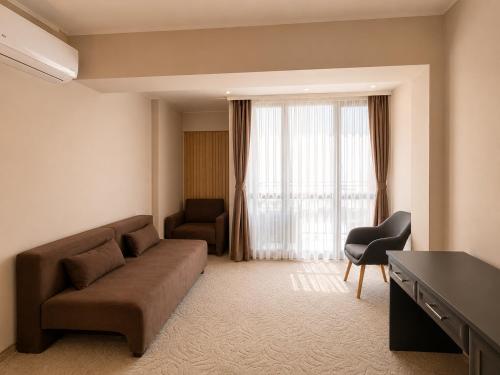 Adeti Residence 4