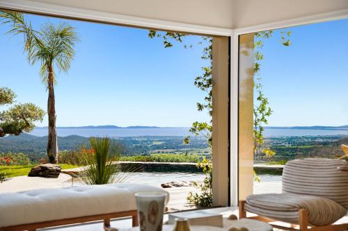 Villa ALBA, climatisée avec piscine lagon et vue mer pour 6 personnes à La Londe-les-Maures - Location, gîte - La Londe-les-Maures