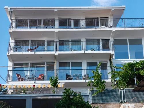Apartment Light House