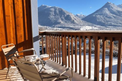 Balcon & calme face aux cimes