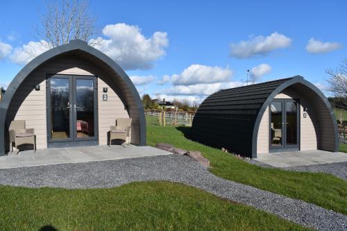 Leahys Pod Park in สนามบินคอร์ก