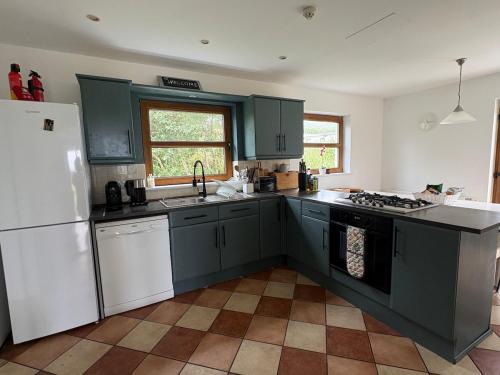 keuken, Luxurious large West Cork property with seaviews in Castlehaven