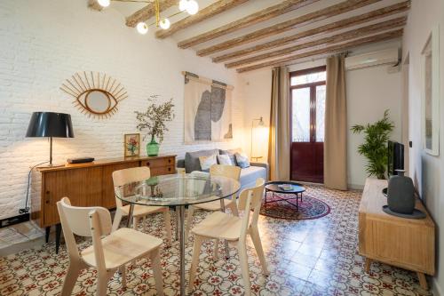 Almodovar Apartment Barcelona