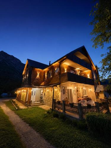 Riverside - Mountain Stay with Sauna in Virpazar