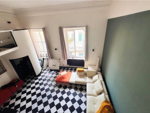 Design Loft in the Heart of Genoa