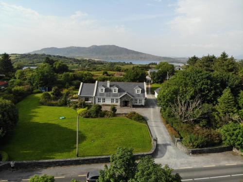 Ballinakill Lodge in Moyard
