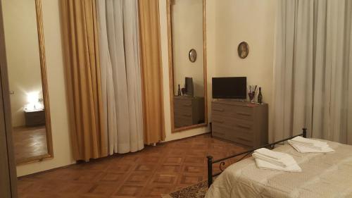 Garden Suite - image 4