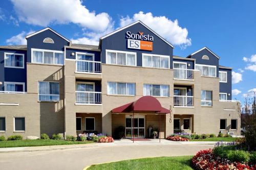 Sonesta ES Suites Detroit Warren