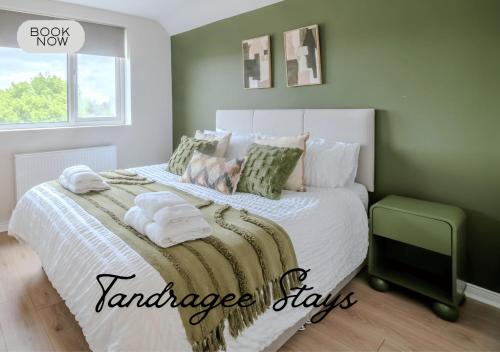 Modern 2 Bed Apartment - Tandragee, Portadown
