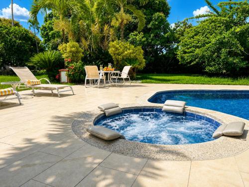 Villa de lujo a 20 mins Buga con Piscina privada, Jacuzzi y BBQ