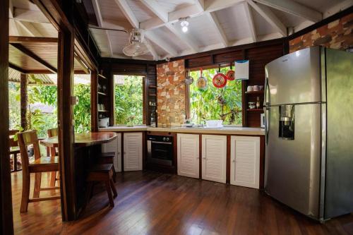 Bungalows Ache Cahuita in กาอุยตา