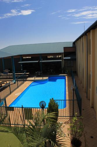 . Ningaloo Coral Bay Backpackers