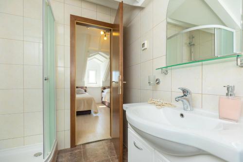 Apartment Eburneus A19 - image 12