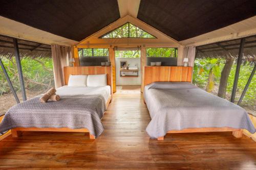 Four Monkeys Eco Lodge - Jungle & Beach in Cabo Matapalo
