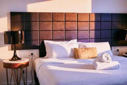 Stylish 1BD Apt Near Chatswood Train Station - image 4