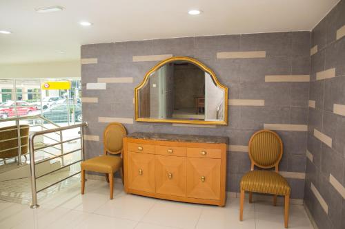 Akar Hotel Jalan TAR – Kuala Lumpur, IA