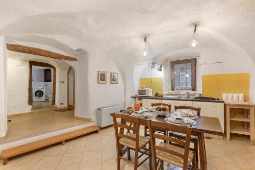 köök, La Casetta Del Borgo - Happy Rentals in Usseaux