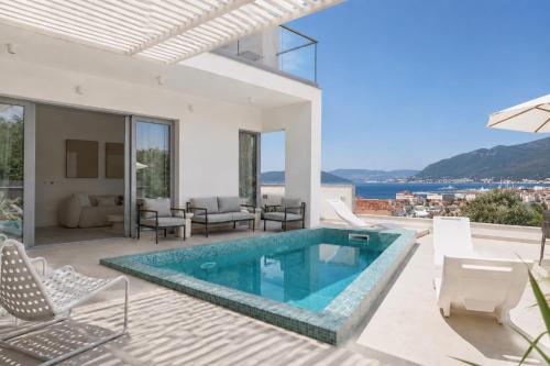 White Pearl Villa