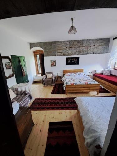 Traditional GuestHouse Permet in Permeta
