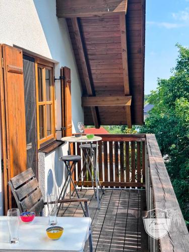 Altan/terrasse, Ferienwohnungen Schönwetter Oberpfaffenhofen (Ferienwohnungen Schonwetter Oberpfaffenhofen) in Wessling