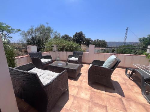 Balcó/terrassa, Casa Cielo, Luxury Holiday Home in Málaga Natural Park (Casa Cielo, Luxury Holiday Home in Malaga Natural Park) in Montes de Malaga